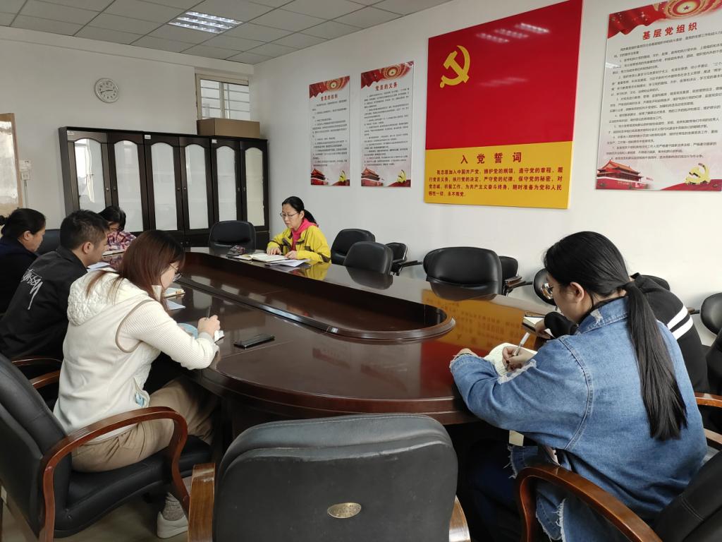 爱游戏体育