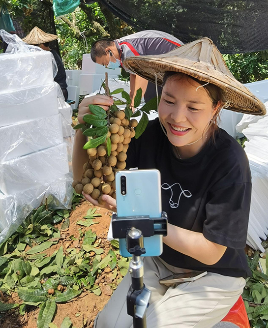 爱游戏体育